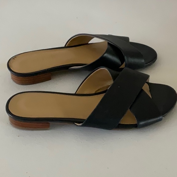 Talbots slip on leather sandal - Picture 2 of 5